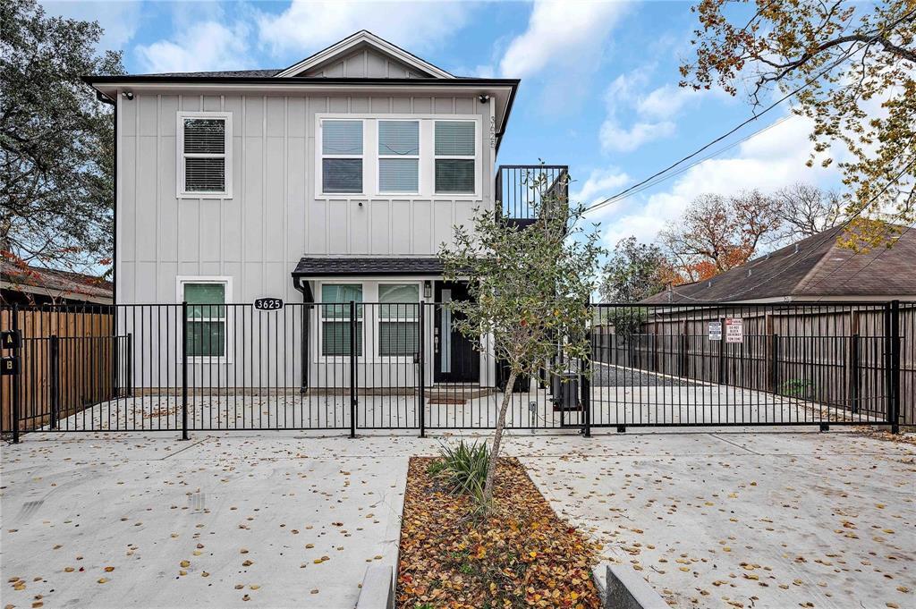 Foto principal - 3625 Lydia St