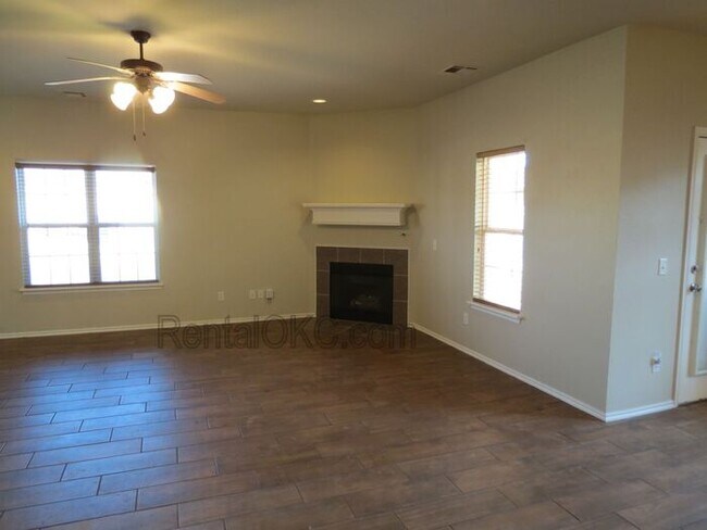 Foto del edificio - Great Liberty Trails 3 bed corner lot