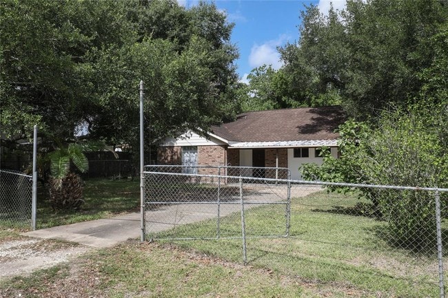 Building Photo - 3825 Harkey Rd