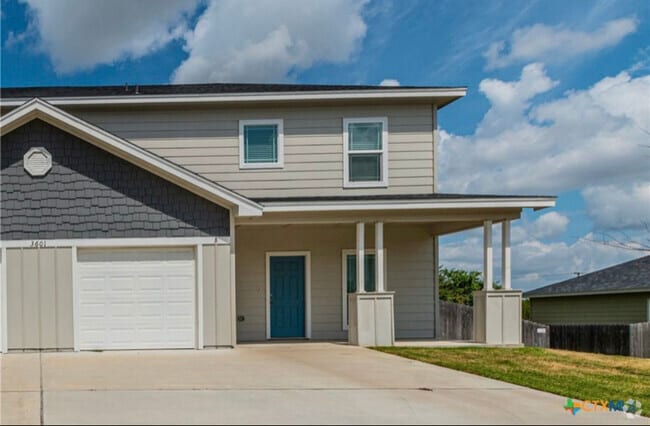 Building Photo - 3601 Barnacle Dr