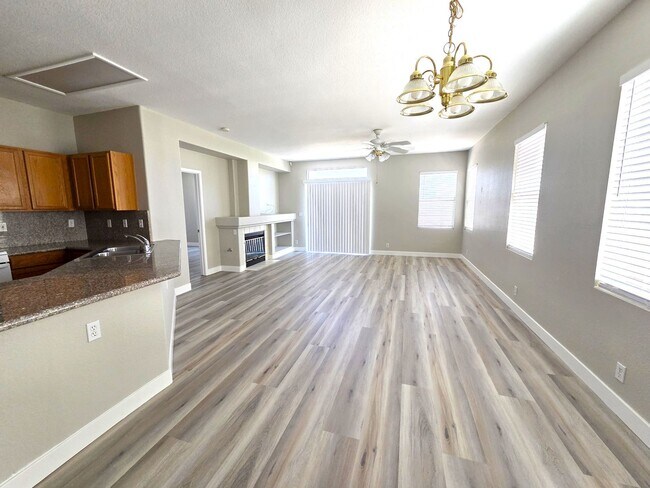 Foto del edificio - 7904 Canyon Grove Ct
