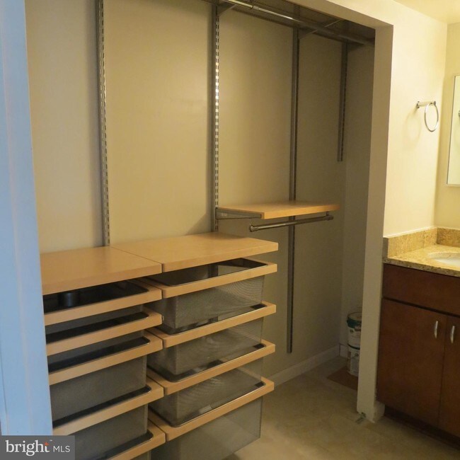 Foto del edificio - 1440 N St NW