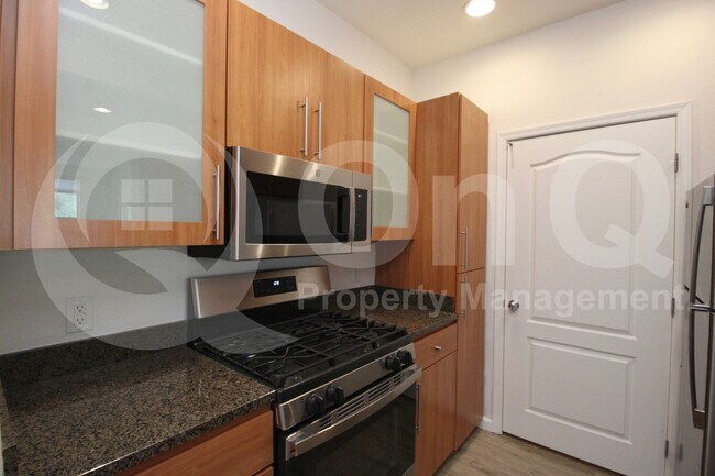 Building Photo - 6900 E Princess Dr