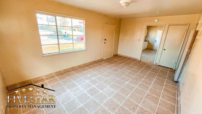 Building Photo - 2105 Del Amo Way