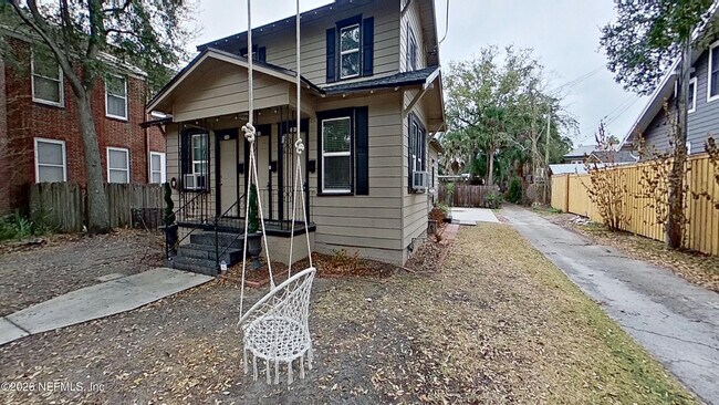 Foto del edificio - 1513 Palm Ave