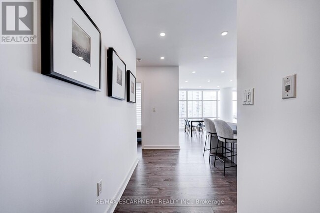 Building Photo - 35 Mariner Terrace