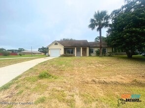 Building Photo - 601 7 Gables Cir SE
