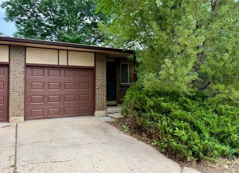 Foto principal - 470 S Owens St