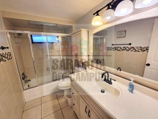 Photo - 1157 41st St Apartment