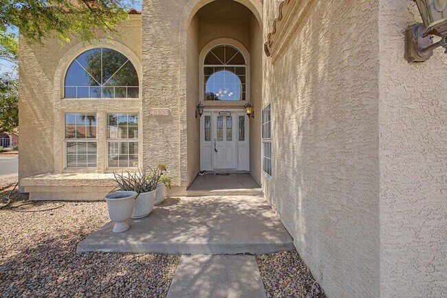 Foto del edificio - 1300 N Sycamore Ct