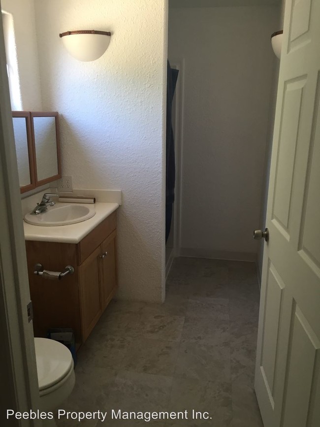 Building Photo - 3 br, 2 bath House - 716 Thermalito Ave