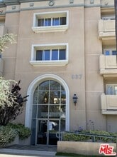 Building Photo - 937 12th St