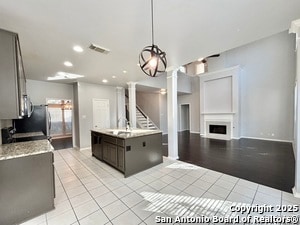 Building Photo - 1326 Delmont Ct