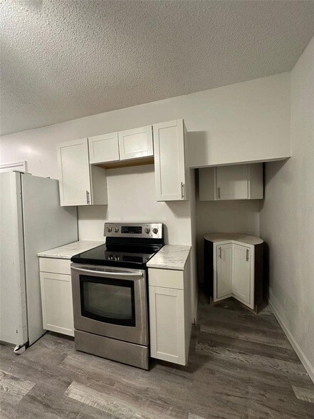 Foto del edificio - 611 Dunlin Ln