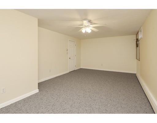 Building Photo - 108 Shallow Pond Ln