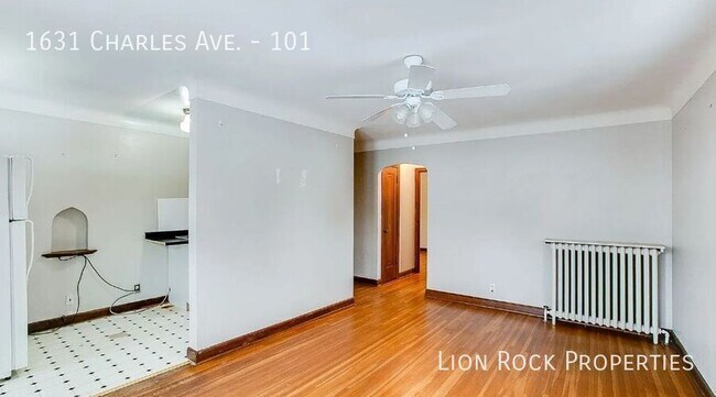 Foto del edificio - 1631 Charles Ave