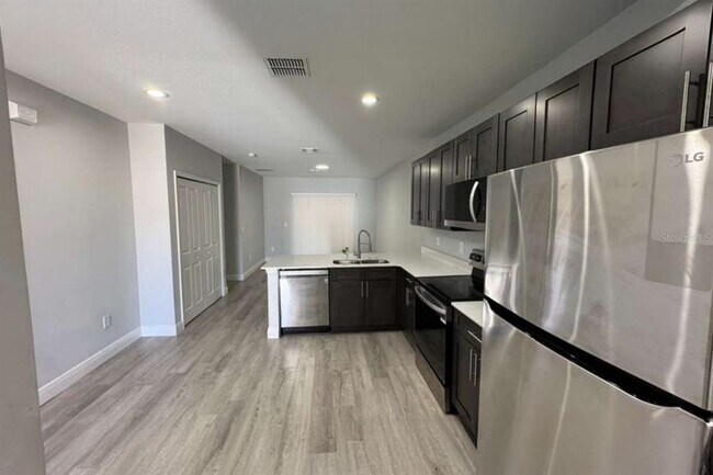 Foto del edificio - 987 NW 57th Ct