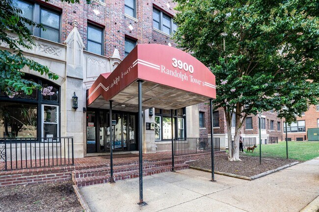 Foto del edificio - Available Now! Recently Updated, Spacious ...