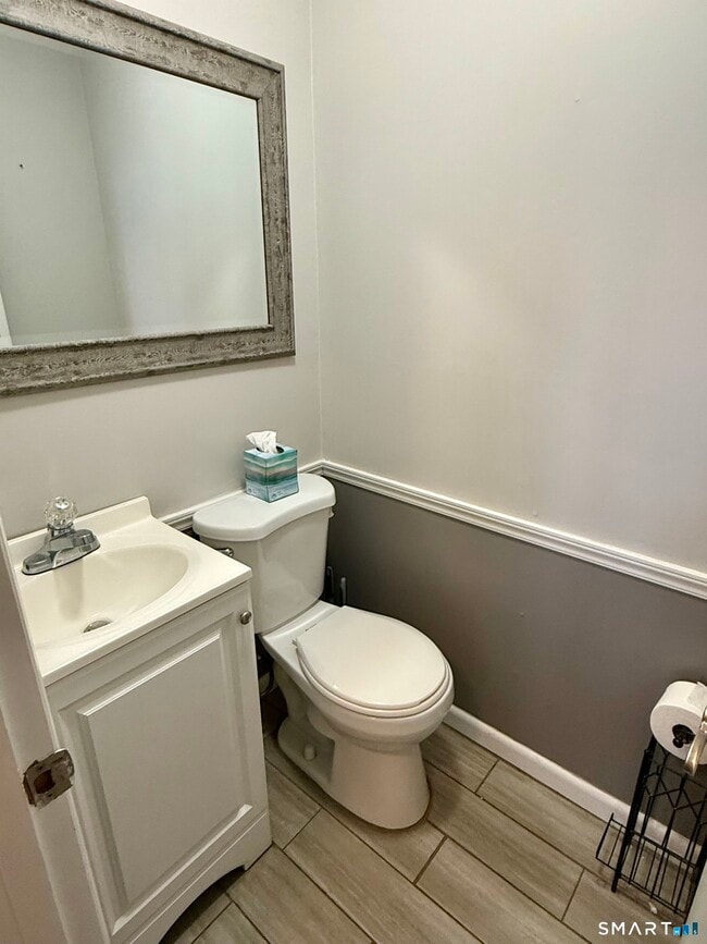 Foto del edificio - 527 Hilliard St