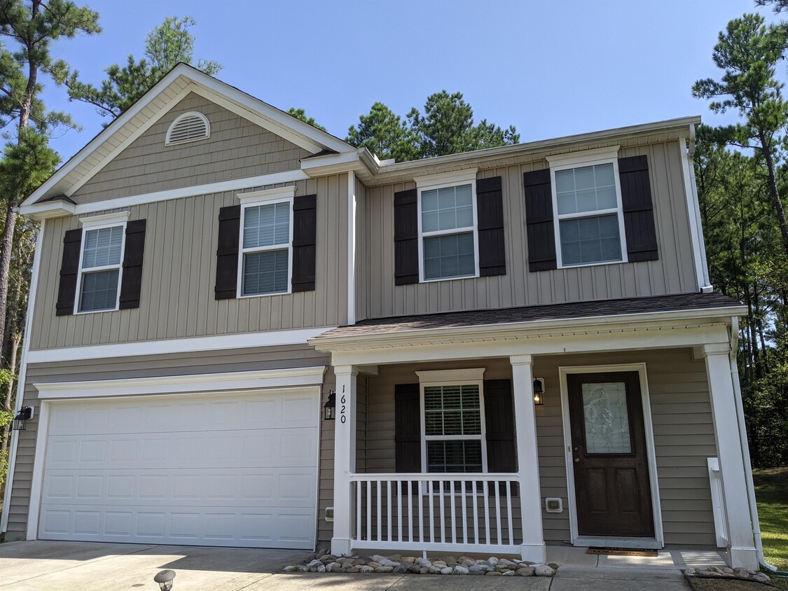 Primary Photo - 1620 Irving Pl