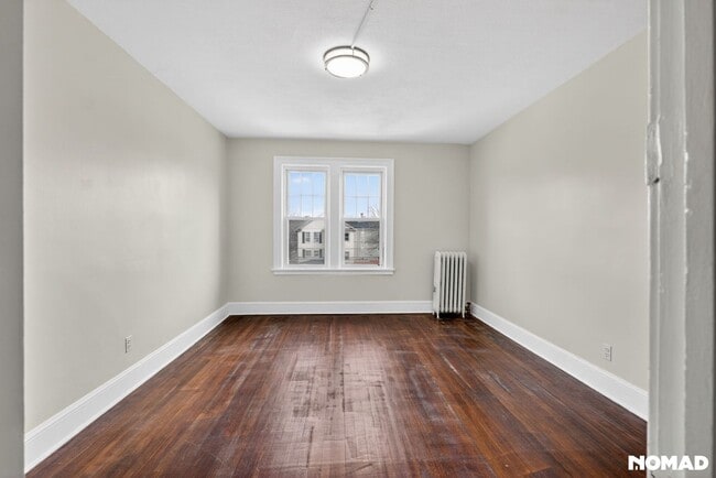 Building Photo - 1482 Corbin Ave