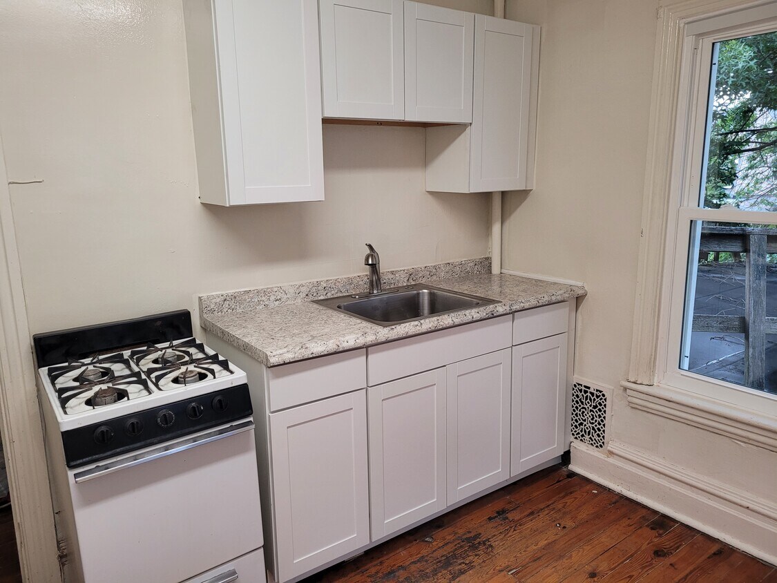 Kitchen - 1817 N 2nd St