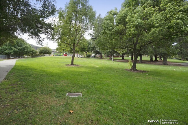 Building Photo - 4141 Amberwood Cir