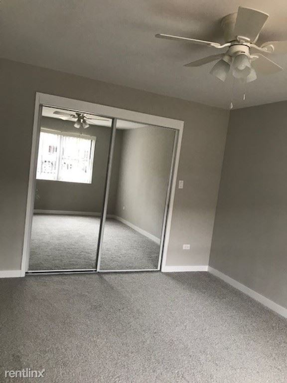 Building Photo - 2349 W Jarvis Ave