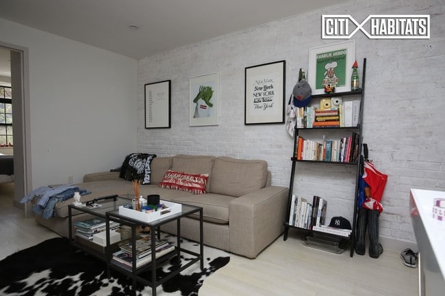 Foto del edificio - 152 2nd Ave