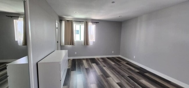Building Photo - 2408 Hauser Blvd