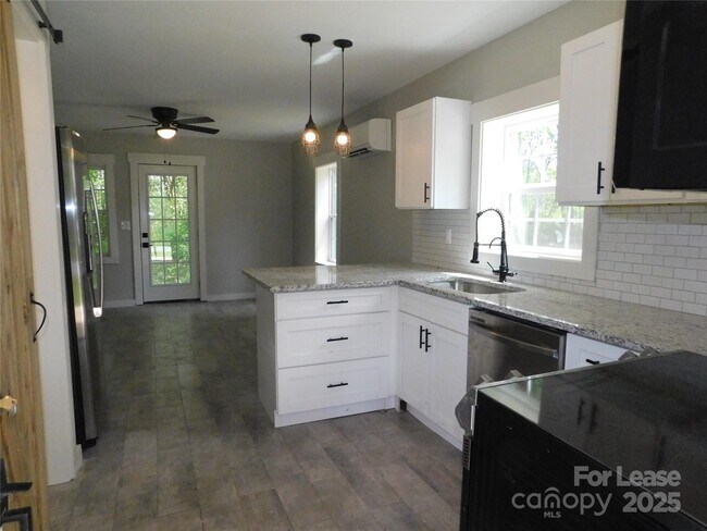 Foto del edificio - 809 Marve St