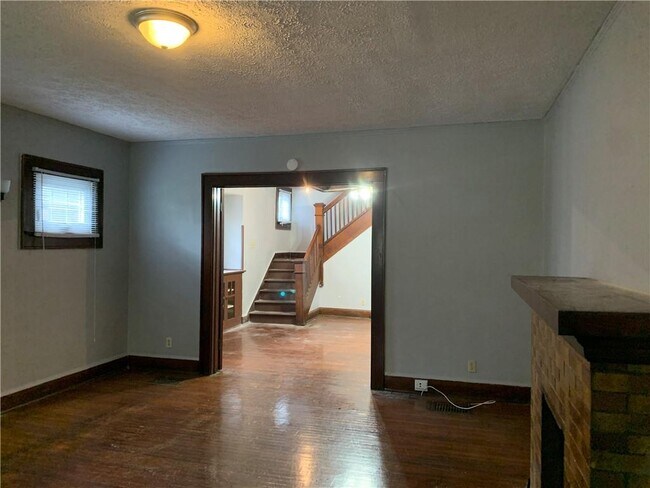 Building Photo - 3847 Carrollton Ave