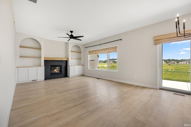 Building Photo - 17464 Sonic Ct