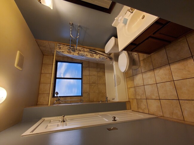 Foto del edificio - 357 Bloomfield Ln