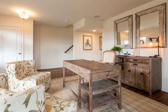 Foto del edificio - Blacksburg, 3BR / 2.5 BA, Beautiful Townhome available in April 2026