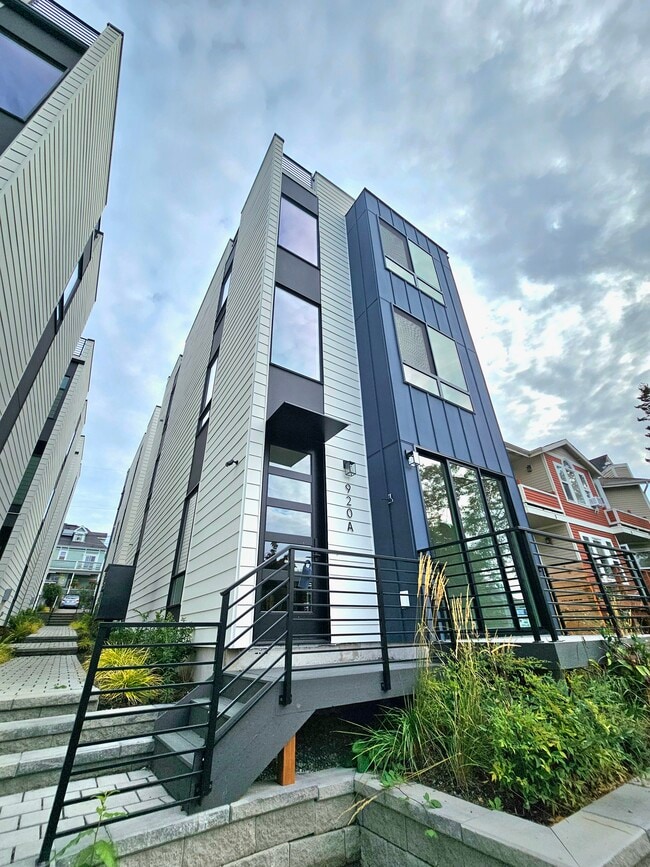 Foto del edificio - 920 16th Ave