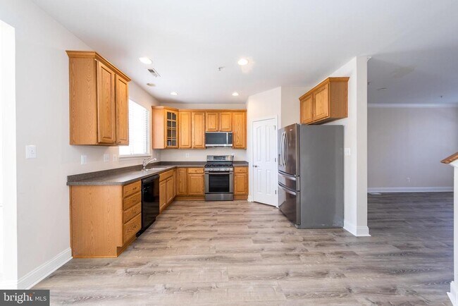 Foto del edificio - 580 Callander Way