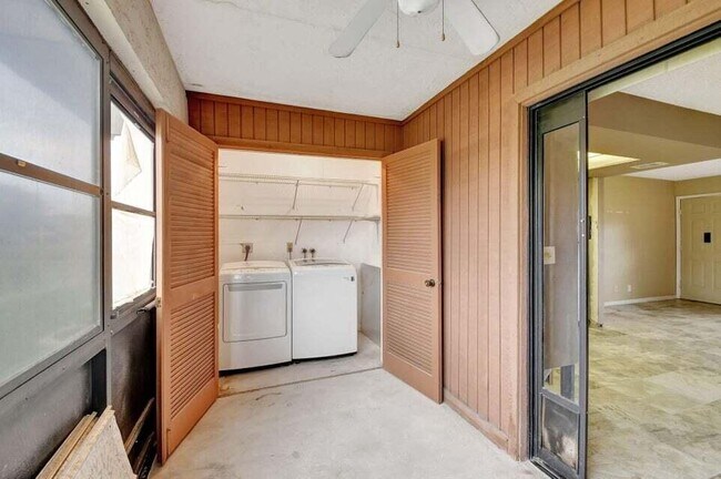 Foto del edificio - 4489 Oak Terrace Dr