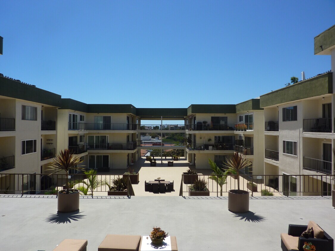 Foto principal - 1600 Ardmore Ave