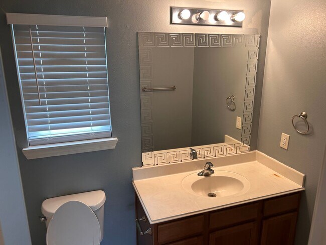 Foto del edificio - Style, Comfort & Location—The Perfect Hous...