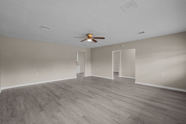 Foto del edificio - Great 3 Bedroom close to the Beach!