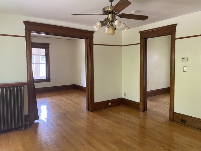Building Photo - 3128 E 25th St