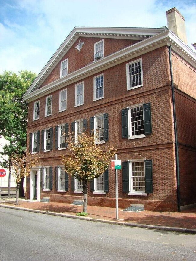 Building Photo - 129 N 4th St