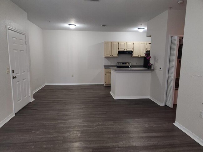 Building Photo - 1125 Lake Shadow Cir