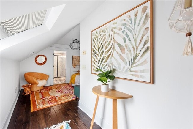 Building Photo - 174 Estoria St SE