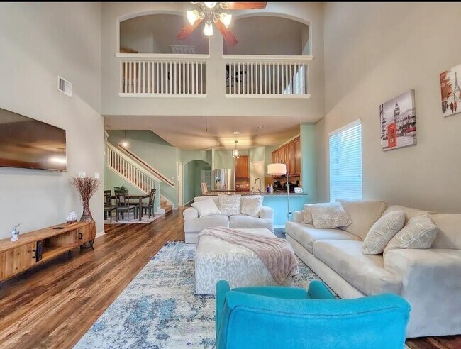 Foto del edificio - 2706 Lakecrest Way Dr