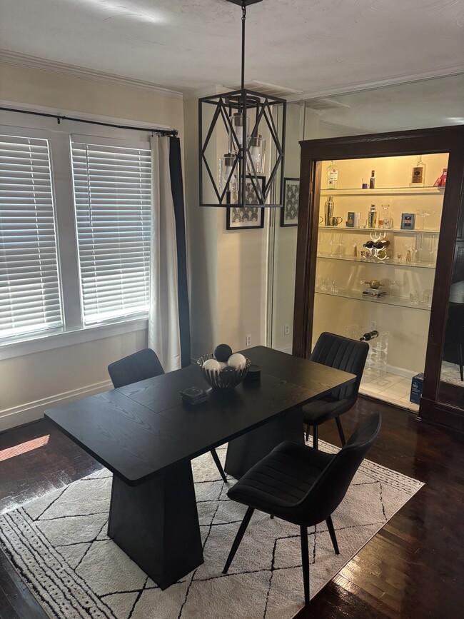 Foto del edificio - 2595 Waverly Way