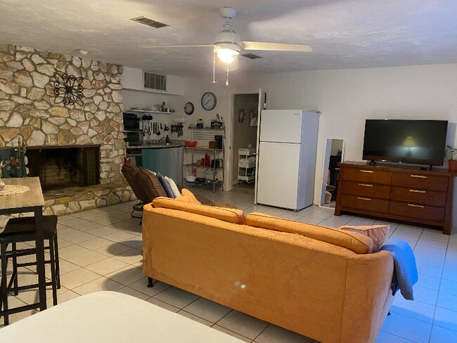 Foto del edificio - 119 Rhoden Cove Rd