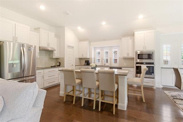 Foto del edificio - 510 Royal Oaks Ln