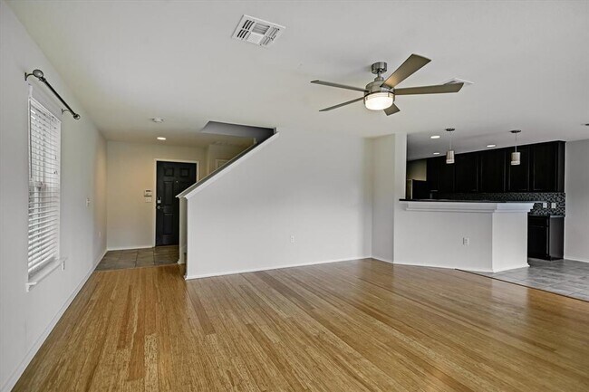 Foto del edificio - 6516 Alum Rock Cove